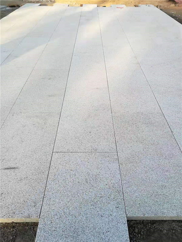 石材鋪裝施工隊(duì)